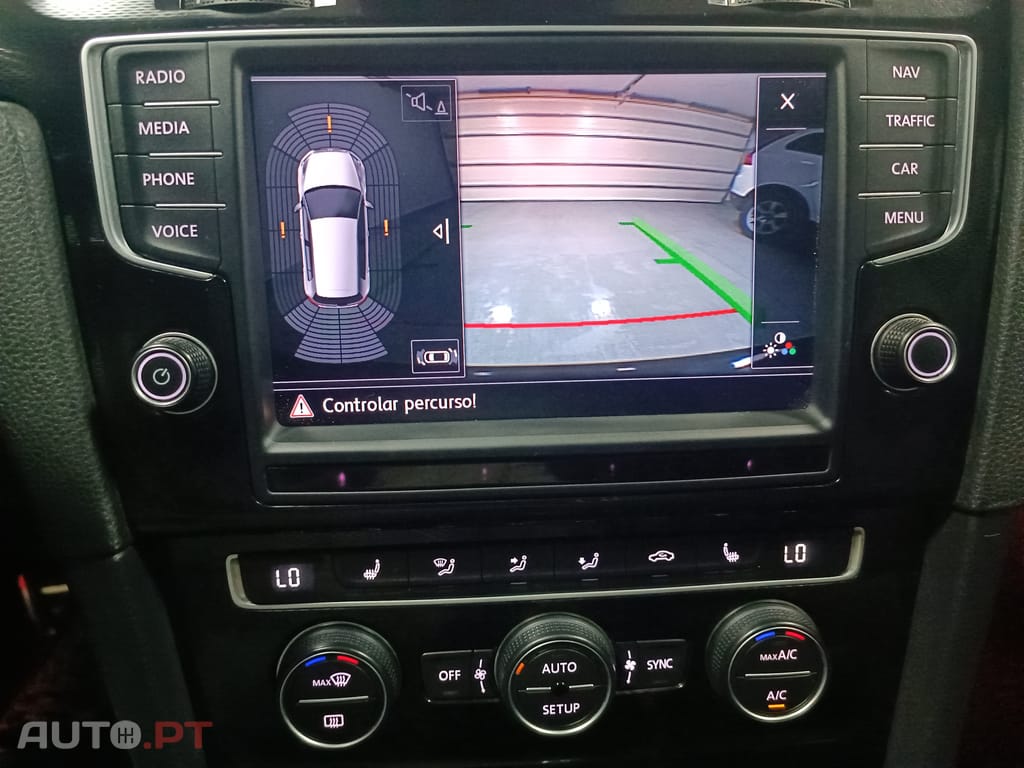 Volkswagen Golf GTI Performance DSG