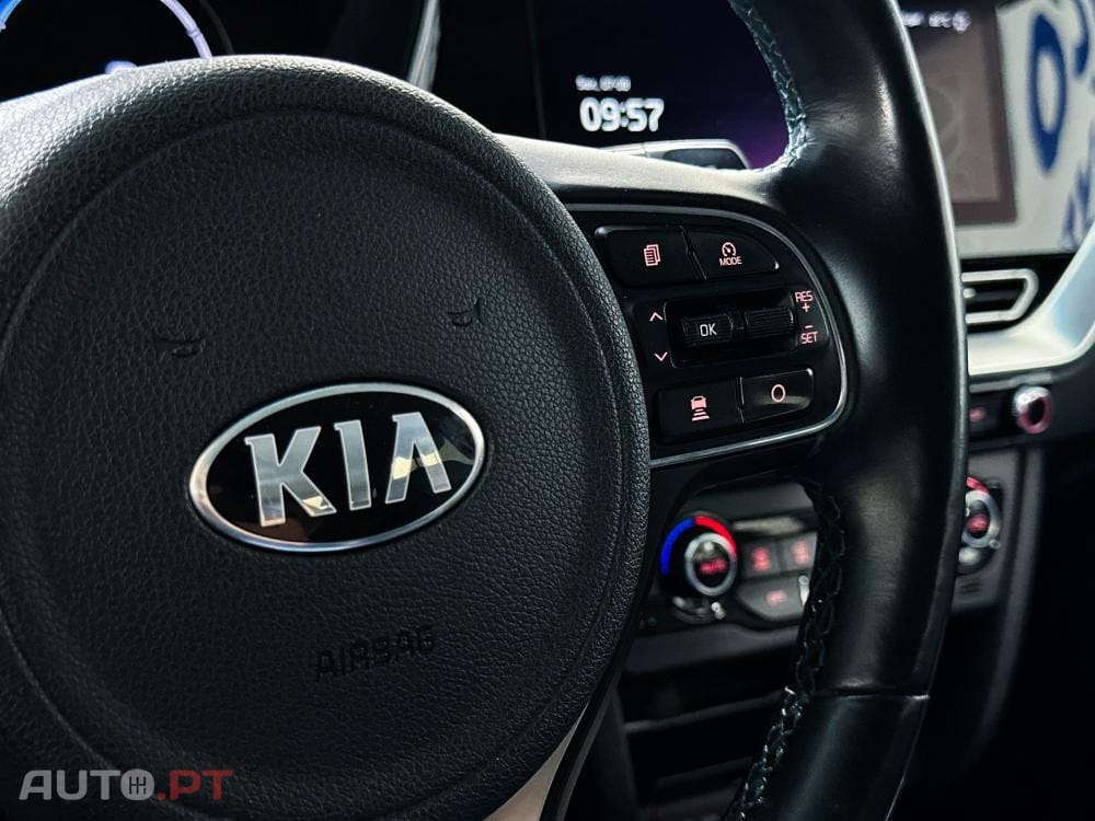 Kia Niro Premium Edition