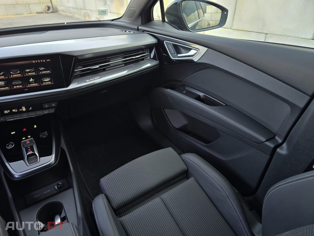 Audi Q4 E-Tron 45 82 kWh SE Business Plus