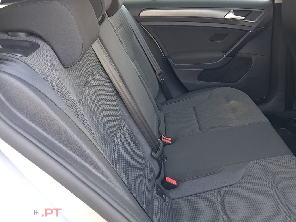 Volkswagen Golf 1.6 TDi Confortline