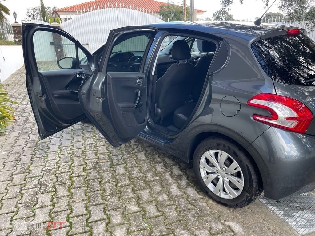 Peugeot 208 1.2 VTi Active
