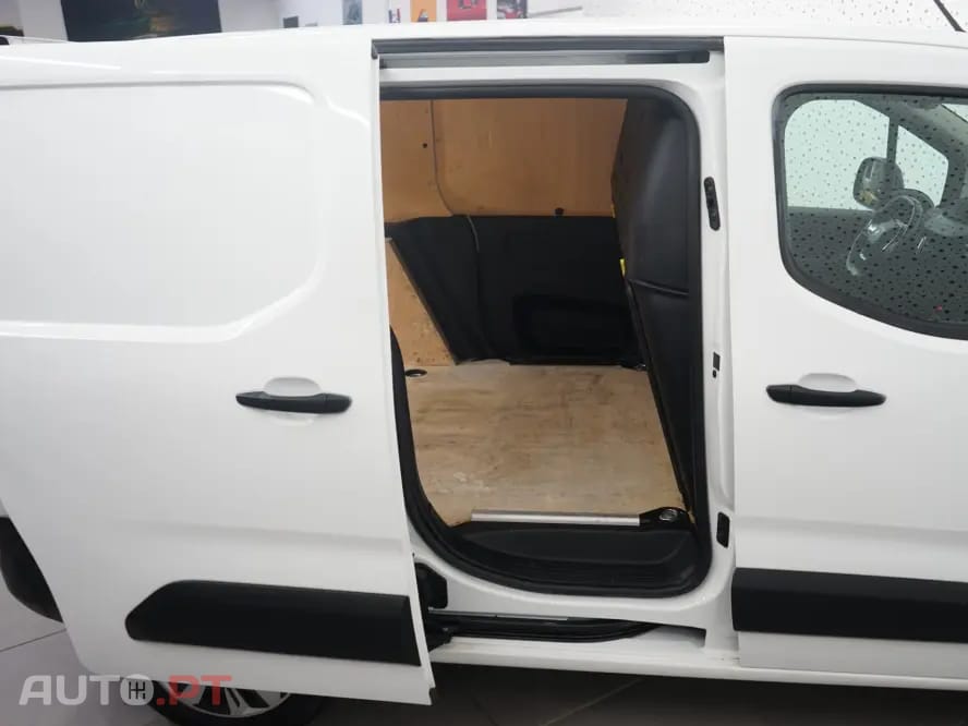 Peugeot Partner 1.5 Blue-HDI Asphalt L1 EAT8