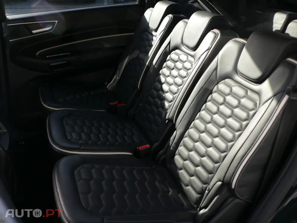 Ford S-Max 2.0 TDCi Vignale Powershift