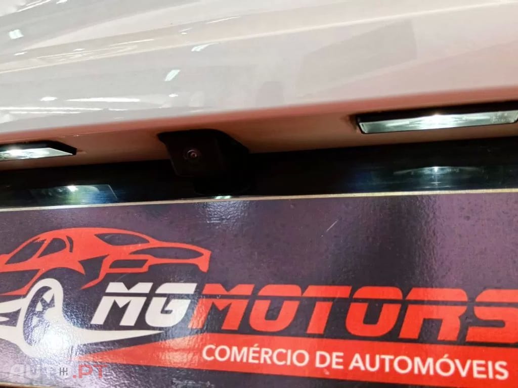 Peugeot E-208 Allure Pack