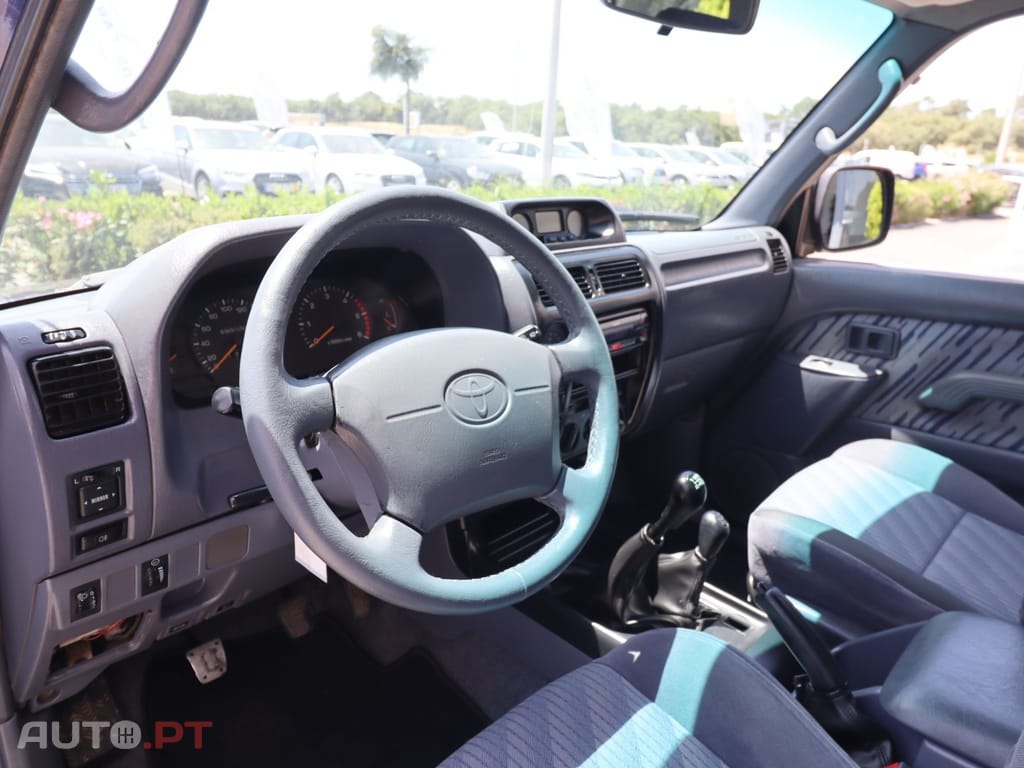 Toyota Land Cruiser 3.0 TD Standard