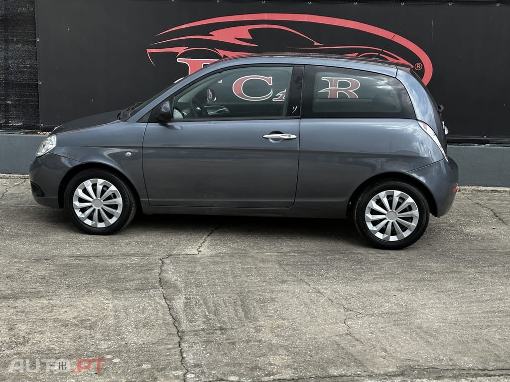 Lancia Ypsilon 1.2 Argento