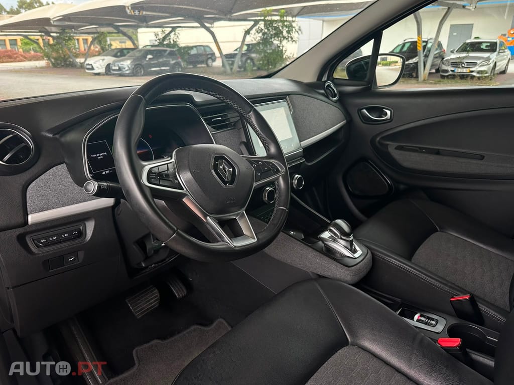 Renault Zoe (c/ Bateria) EV50 135hp Techno
