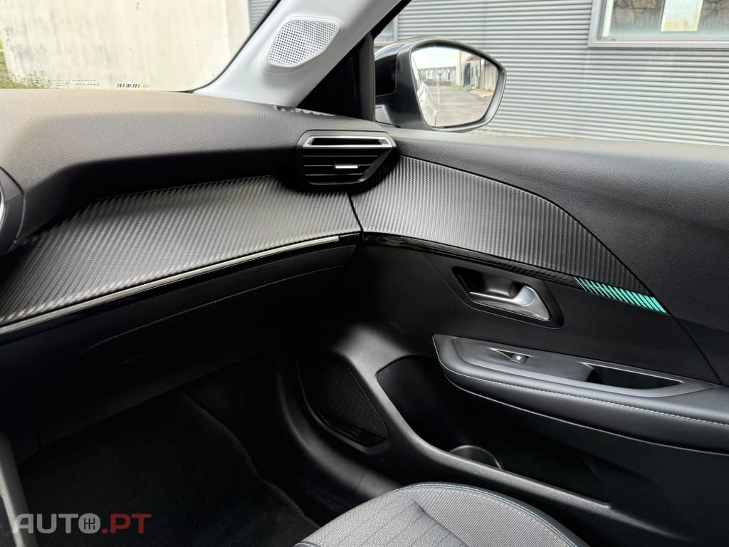 Peugeot E-208 50 kWh Active Pack