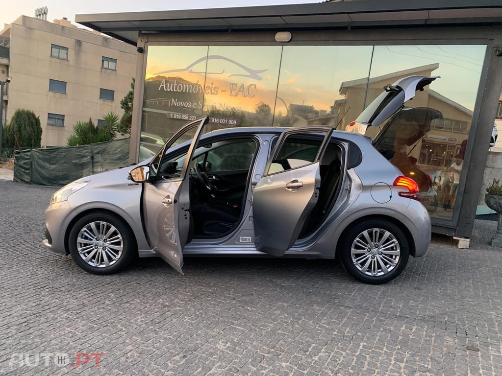 Peugeot 208 1.5 BlueHDi Signature