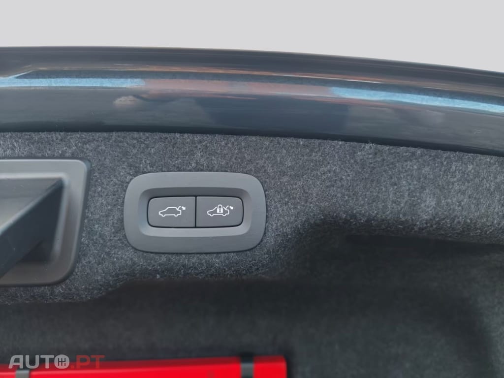 Volvo S90 T8 Plus Dark 