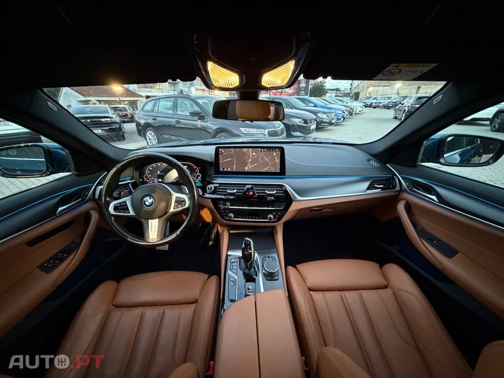 BMW 530 e Pack Desportivo M
