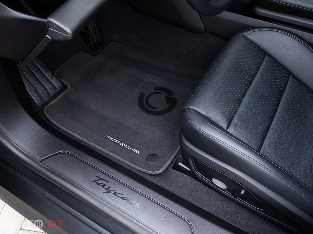 Porsche Taycan Bateria Performance Plus