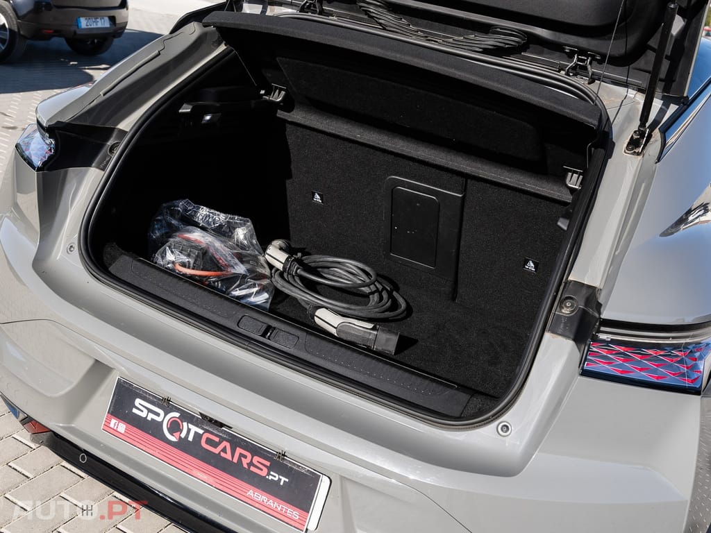 DS DS4 E-Tense Performance Line EAT8