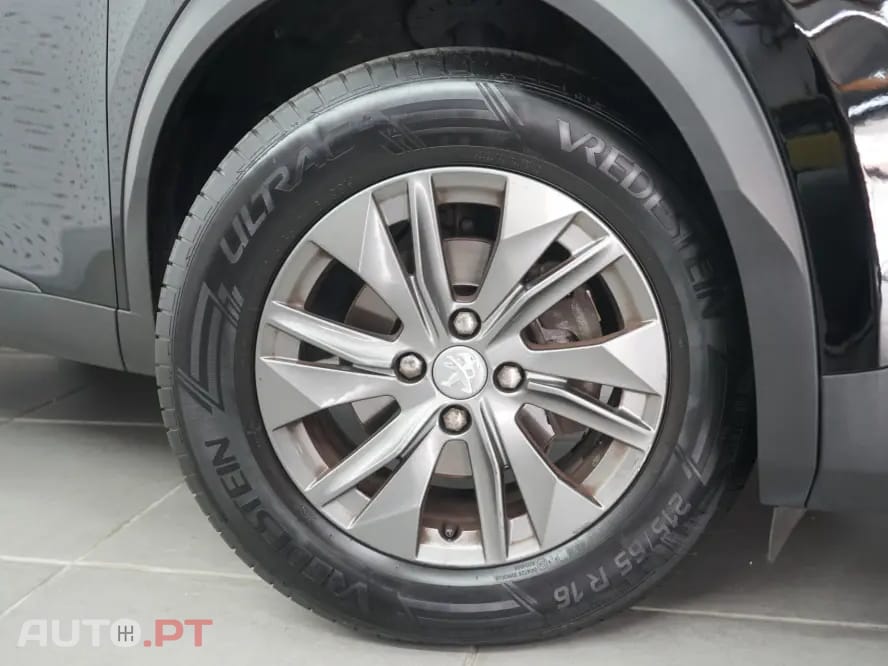 Peugeot 2008 1.2 PureTech Allure