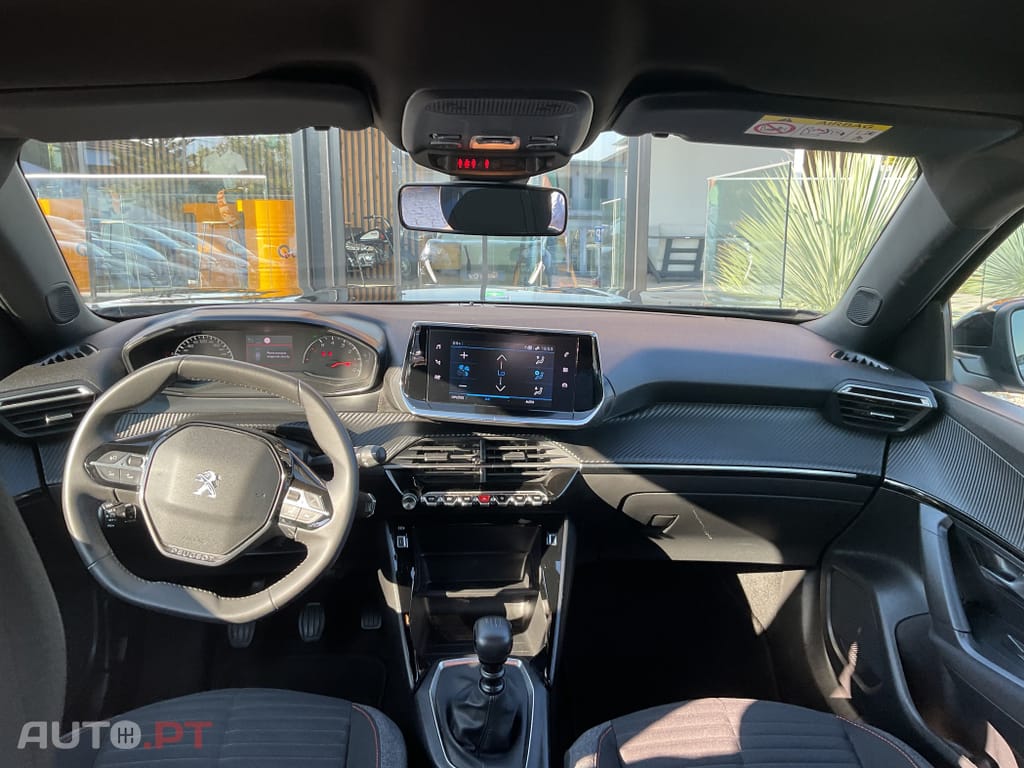 Peugeot 2008 1.2 PureTech Active Pack
