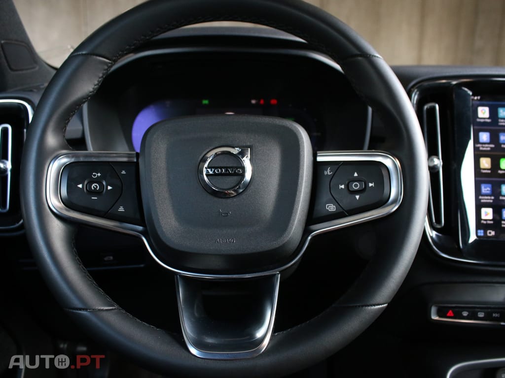 Volvo XC40 Recharge Core