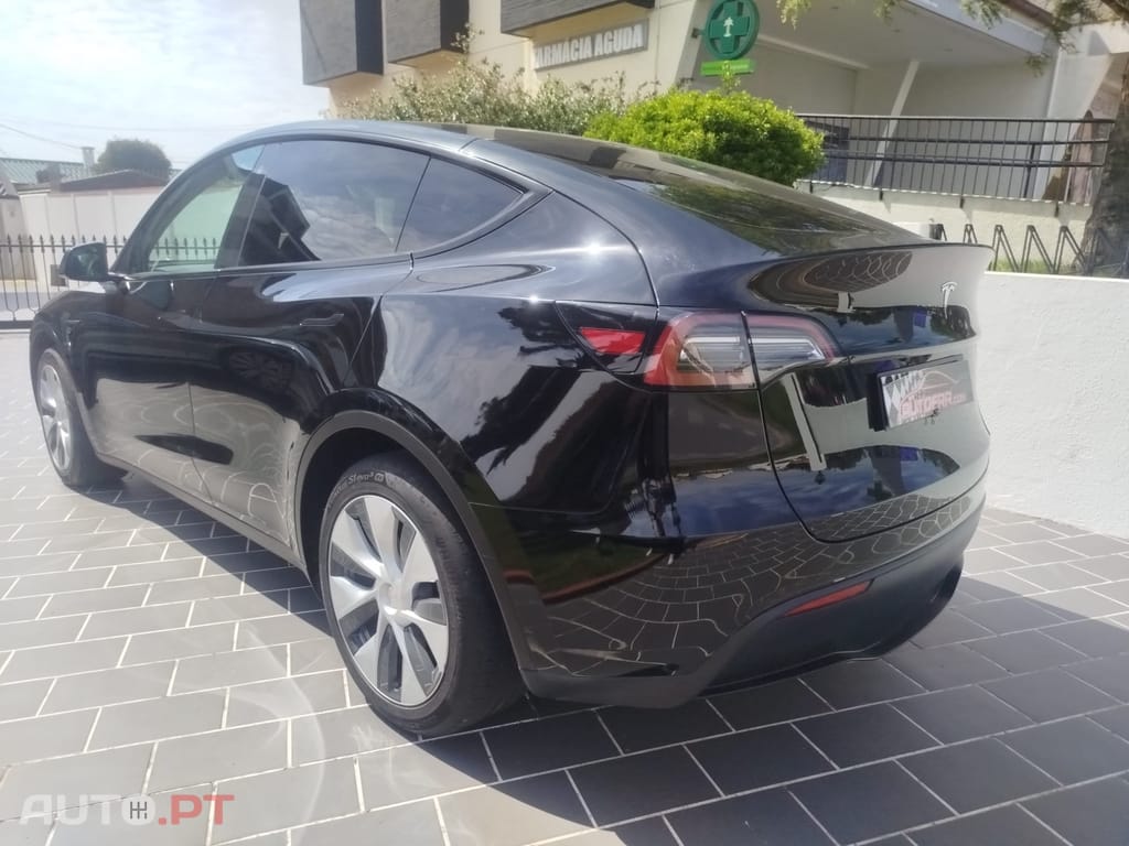 Tesla Model Y Tração Traseira