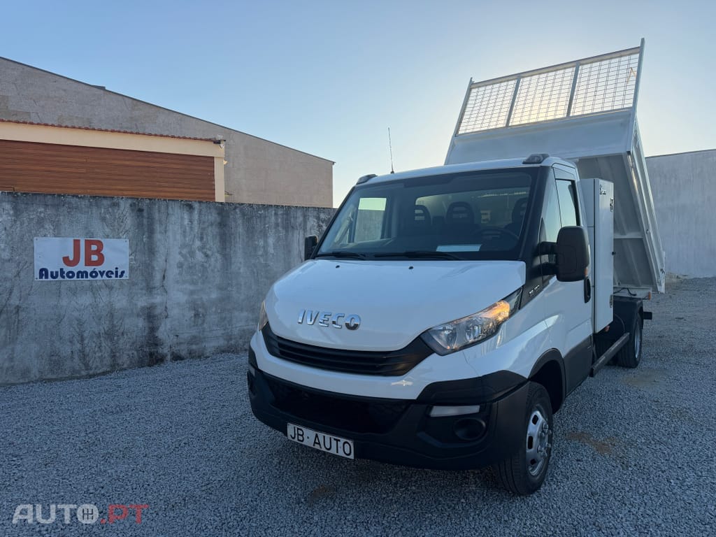 Iveco Daily 3.0 35C15 3LUG Basculante Rod. Duplo c/AC