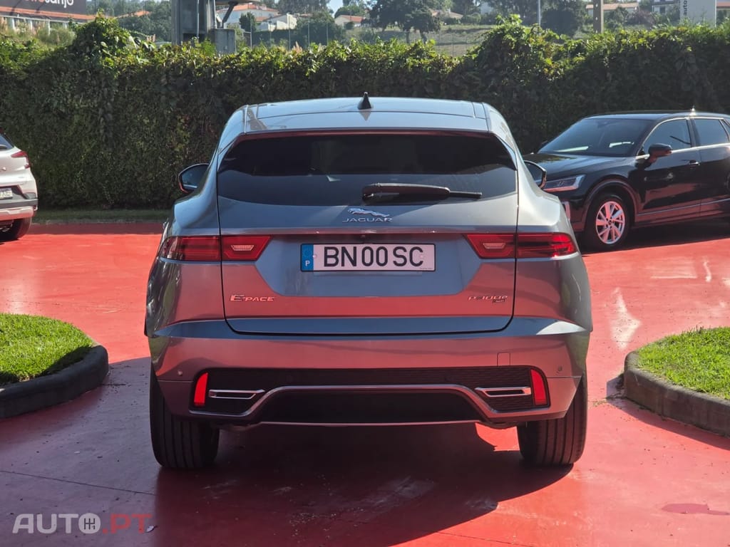 Jaguar E-Pace P300e AWD R-Dynamic S