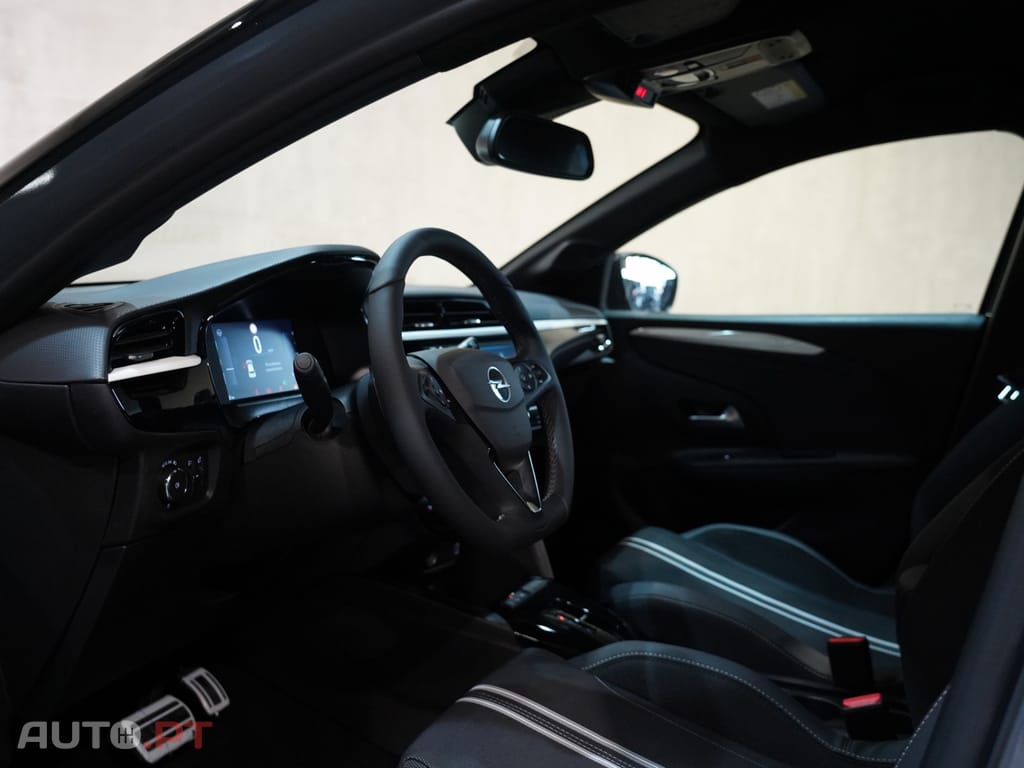 Opel Corsa 1.2 T Hybrid GS eDCT