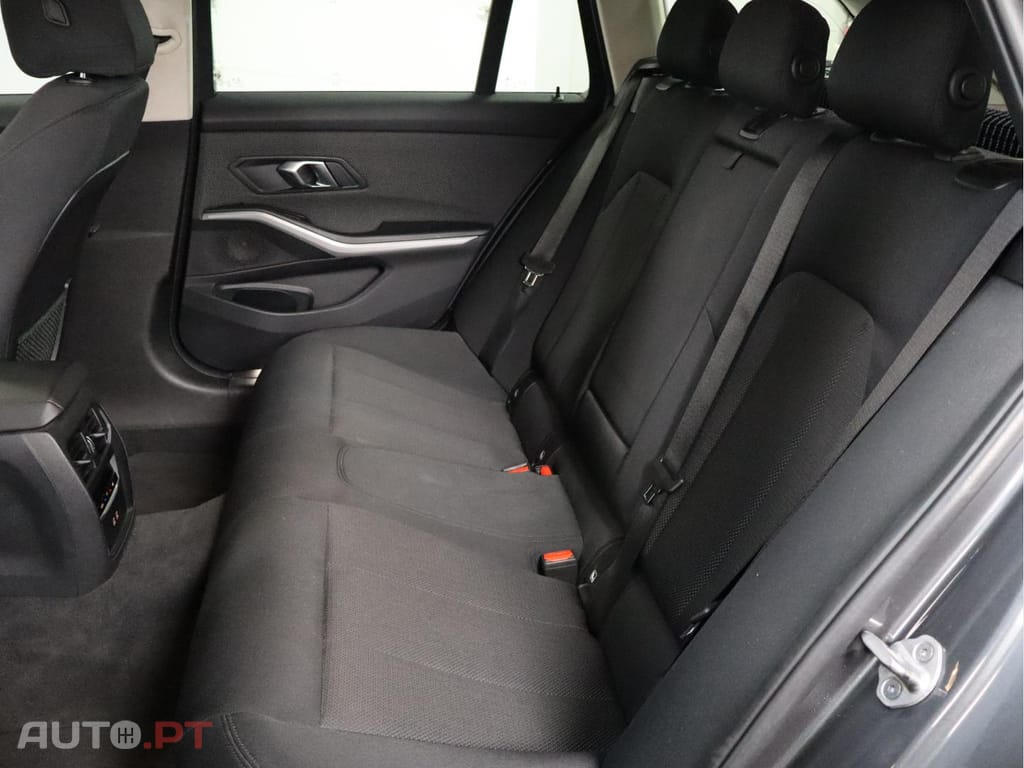 BMW 318 d Auto Advantage