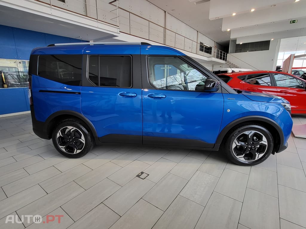 Ford Tourneo 1.0 EcoBoost Active