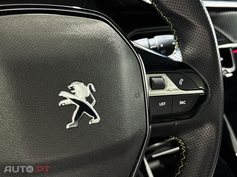 Peugeot E-208 50 kWh GT Pack