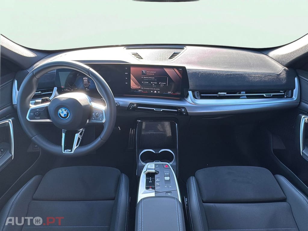 BMW X1 xDrive25e Pack Desportivo M
