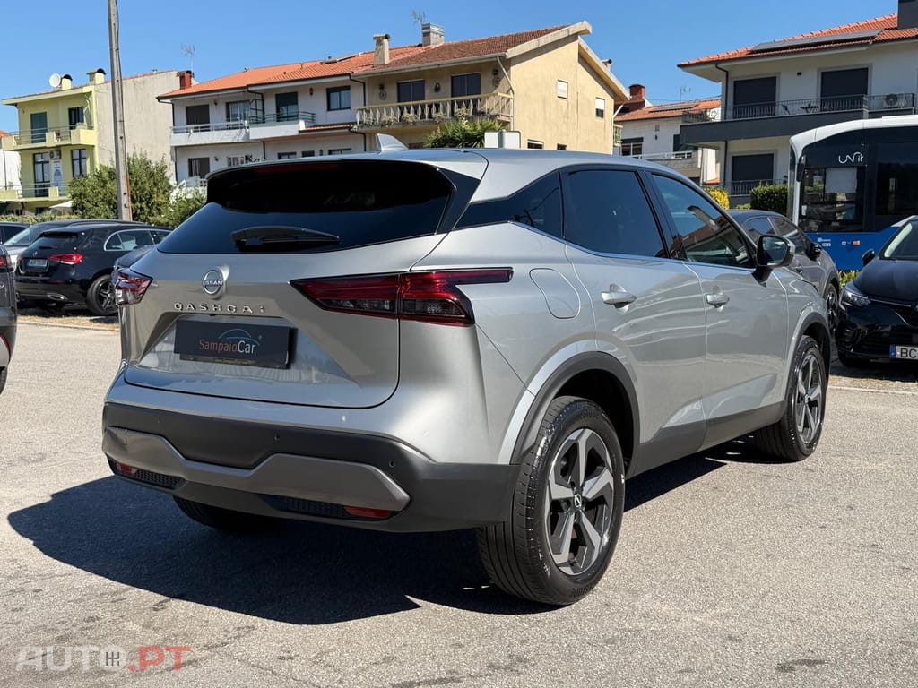 Nissan Qashqai 1.3 DIG-T N-Connecta LED