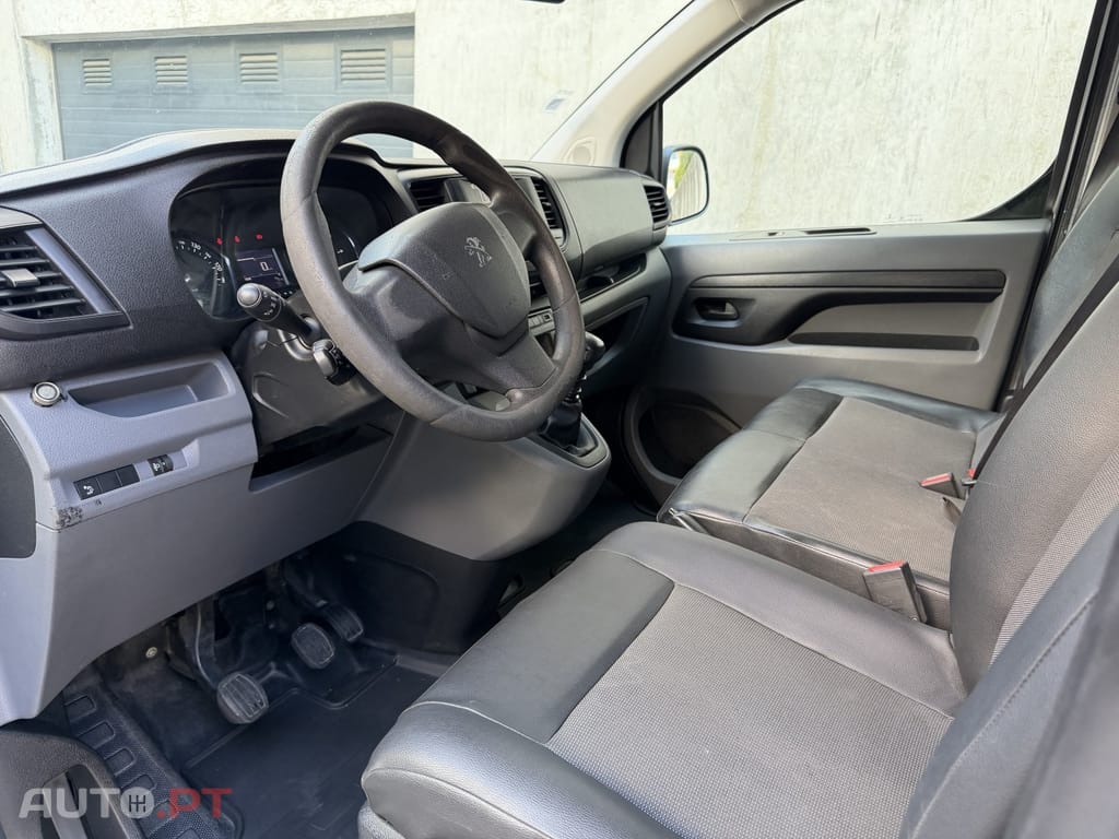 Peugeot Expert 1.5 BlueHDi L2H1 Premium Standard