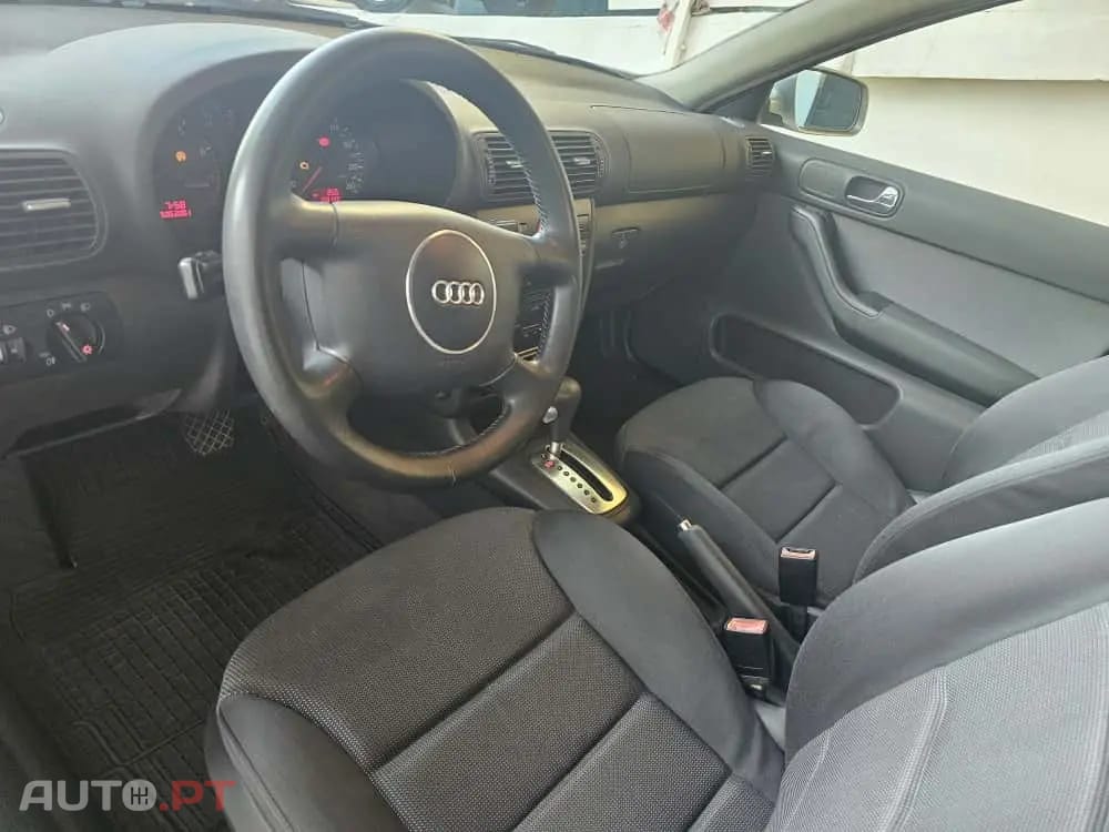 Audi A3 Sportback 1.6 Ambiente Tip.