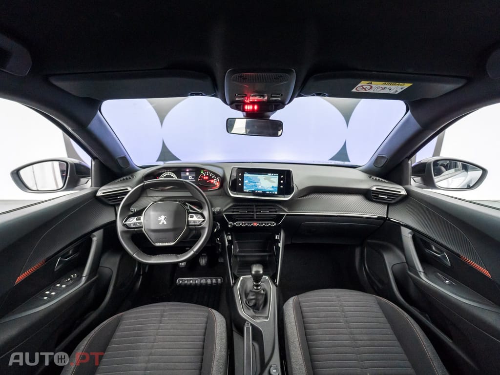 Peugeot 2008 1.2 PureTech Active Pack