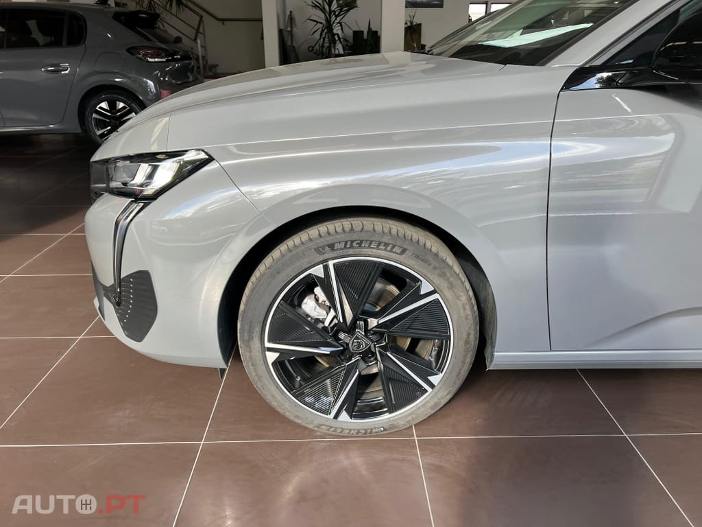 Peugeot E-308 54 kWh Allure