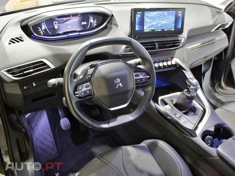 Peugeot 5008 1.5 BlueHDi Allure Pack