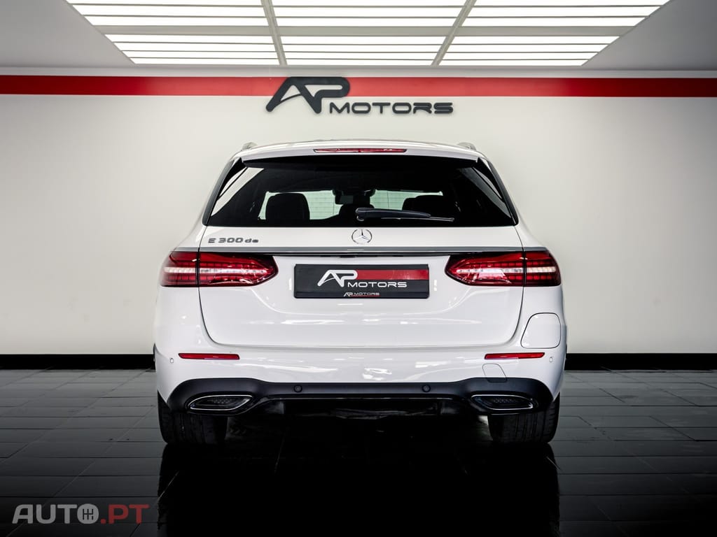 Mercedes-Benz E 300 de 9G-TRONIC AMG Line