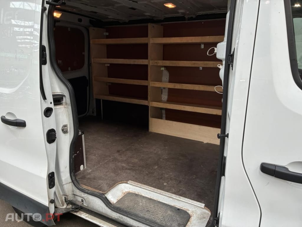 Renault Trafic 2.0 dCi L1H1 1.0T