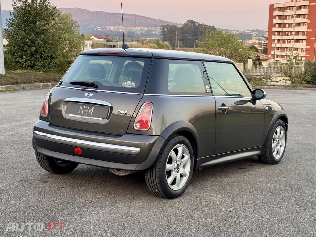 MINI Cooper One 1.4 D Parklane