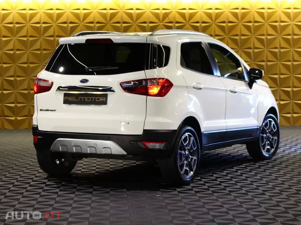 Ford EcoSport 1.0 STCi Titanium