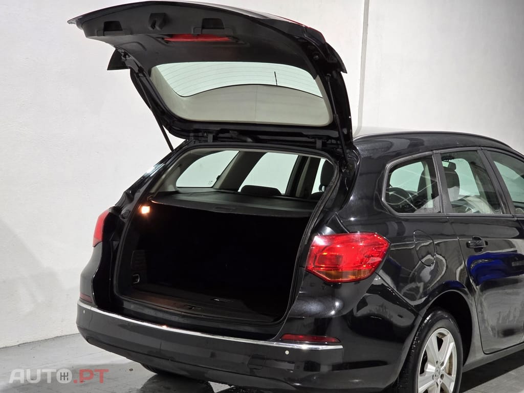 Opel Astra 1.6 CDTI Dynamic S/S