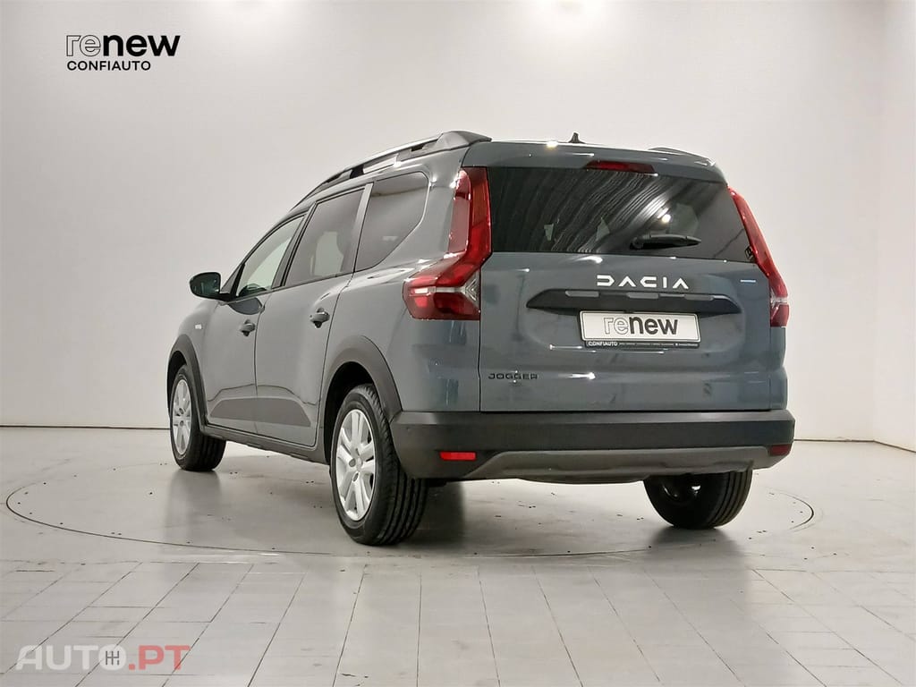 Dacia Jogger 1.0 ECO-G Expression 7L Bi-Fuel — fotografia 3