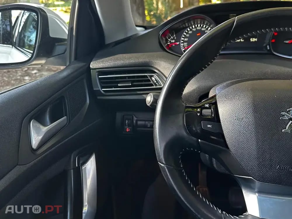 Peugeot 308 1.5 BlueHDi Allure