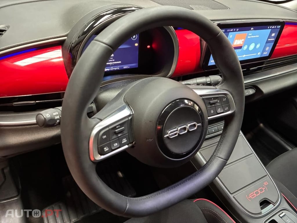 Fiat 600e 54 kWh RED