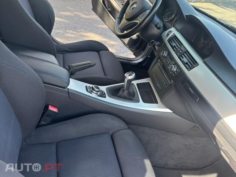 BMW 320 d Touring Navigation