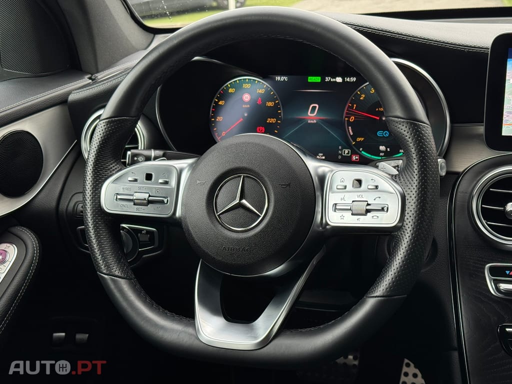 Mercedes-Benz GLC 300 e Coupé 4Matic