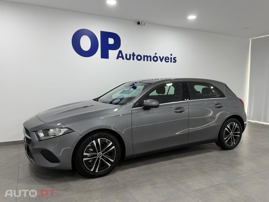 Mercedes-Benz A 200 Outro