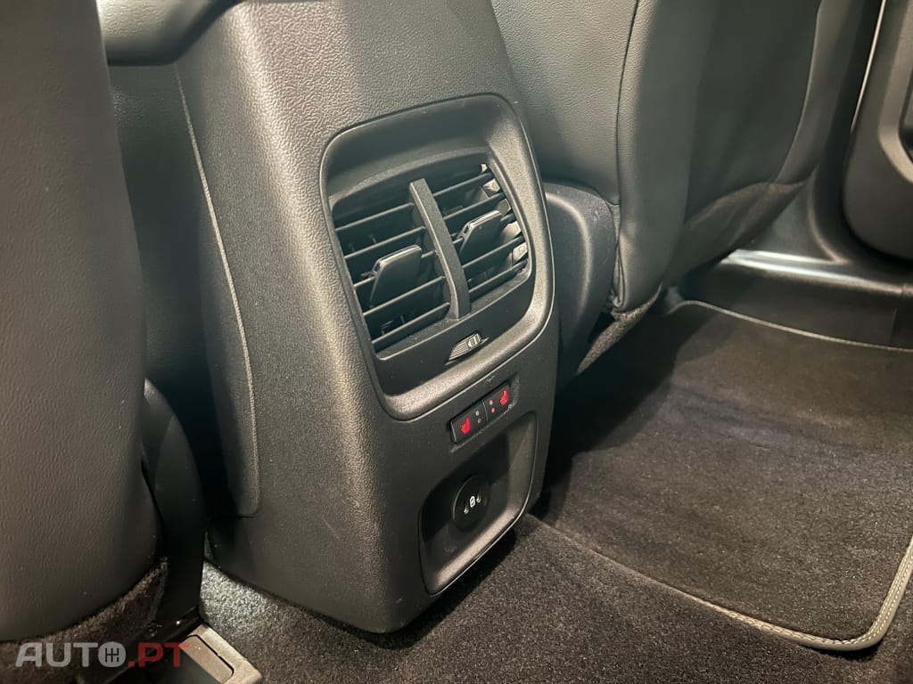 Ford Kuga 2.5 PHEV Vignale