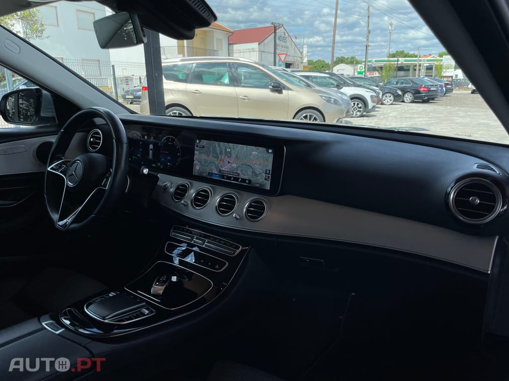Mercedes-Benz E 300 de Avantgarde 4Matic