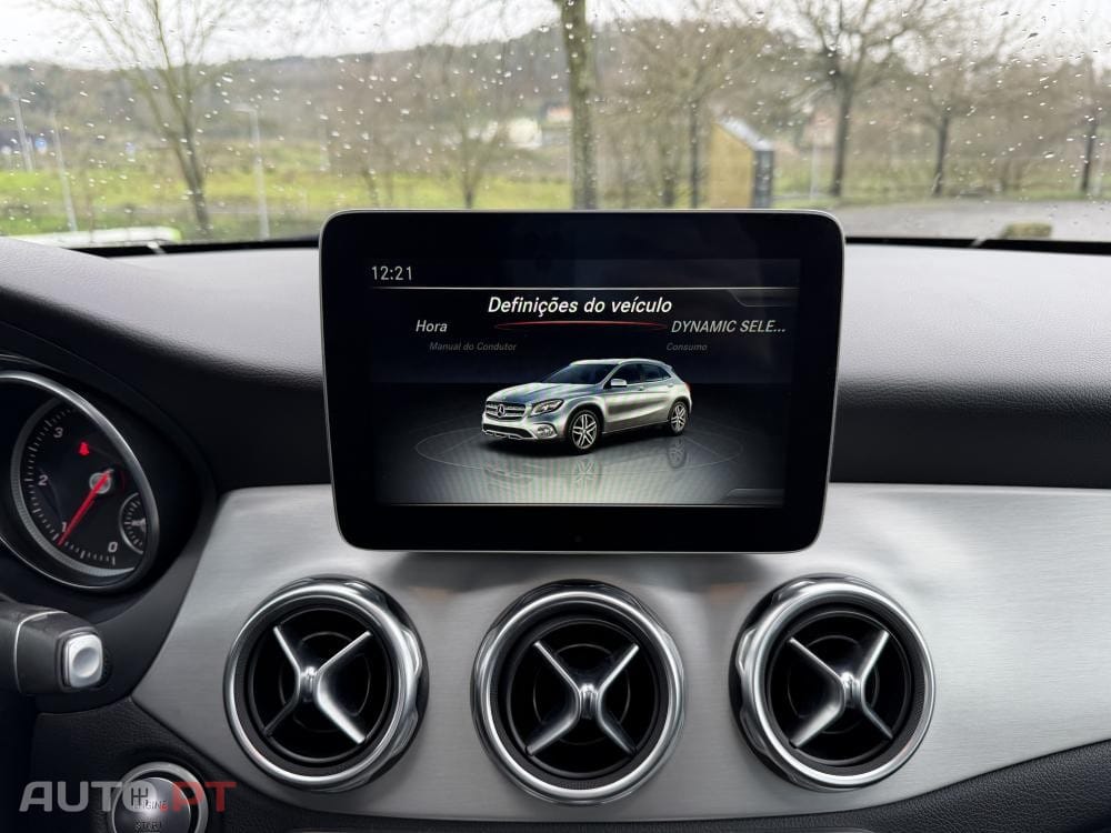 Mercedes-Benz GLA 220 d AMG Line