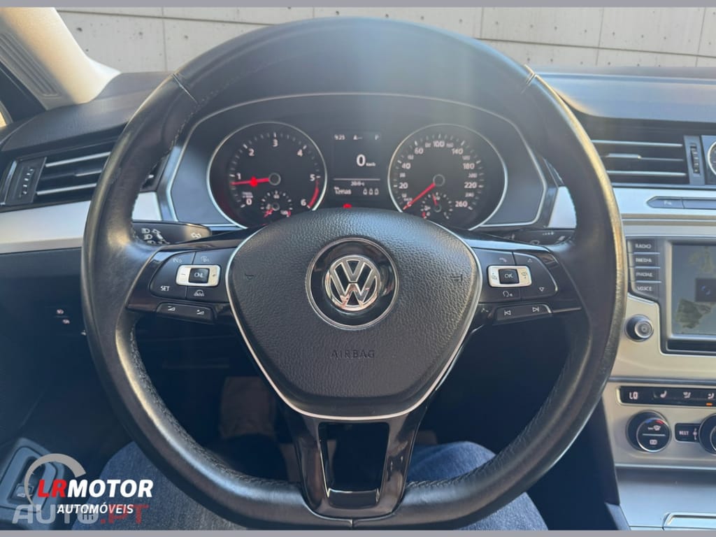 Volkswagen Passat 1.6 TDI Highline DSG
