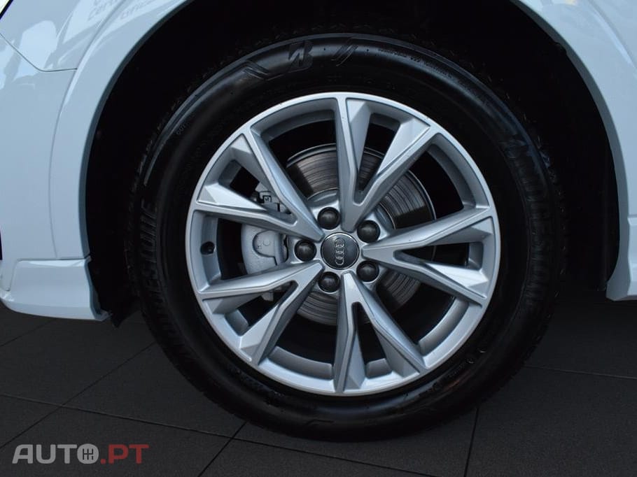 Audi Q3 35 TDI S line S tronic